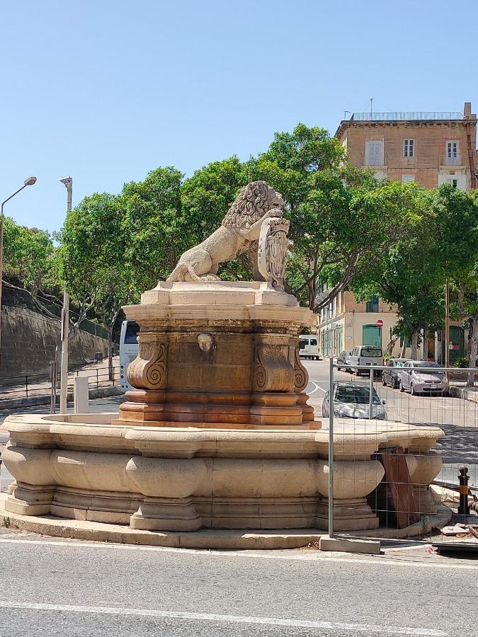 Valletta Door Il-Furjana Buitenkant foto